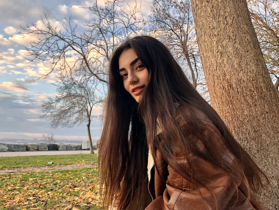 𝖡𝖾𝗌𝗍 𝗈𝖿 𝗢̈𝘇𝗴𝗲 ♡︎ (@ozgetorerbo) on Twitter photo 