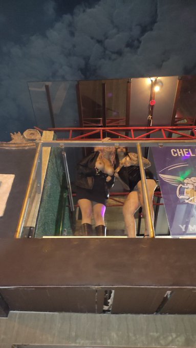 &iquest;A qui&eacute;n voy a ver en la noche de Jueves de ambiente en las alitas? Va a estar muy divertido!!!  DJ,<a href="/tag/cdmx"class="tags"><span>#cdmx</span></a>
