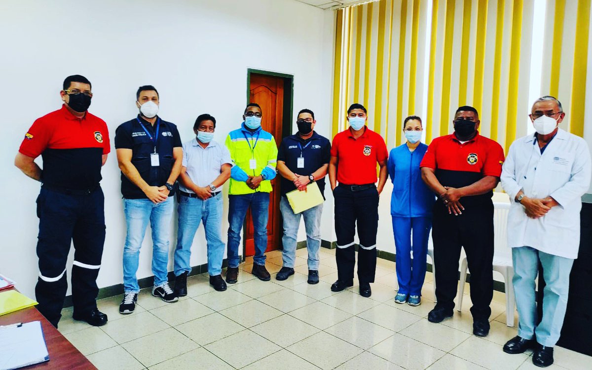 Xavibjj's tweet photo. COE-Hospitalario 🏥🛑
Post simulacro, conato de incendios
#HGLPS
#gestionderiesgo
#Planificación
#COE 🔥 https://t.co/zWWxSKsFEw