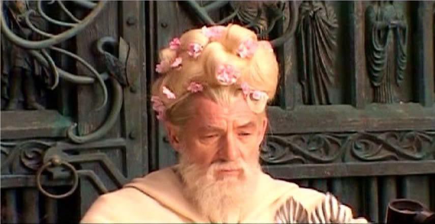 evenstared's tweet photo. fav genre of pics: behind the scenes Gandalf https://t.co/5KA4FUjCQn