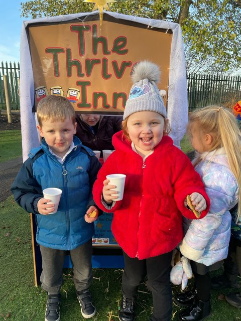 DeltaRowenaAc's tweet photo. We had a wonderful afternoon in Reception today celebrating all the progress the children have made this term. We enjoyed delicious hot chocolate and gingerbread from ‘The Thrive Inn’. #timetothrive #ProgressParty https://t.co/GDl29D3ca5