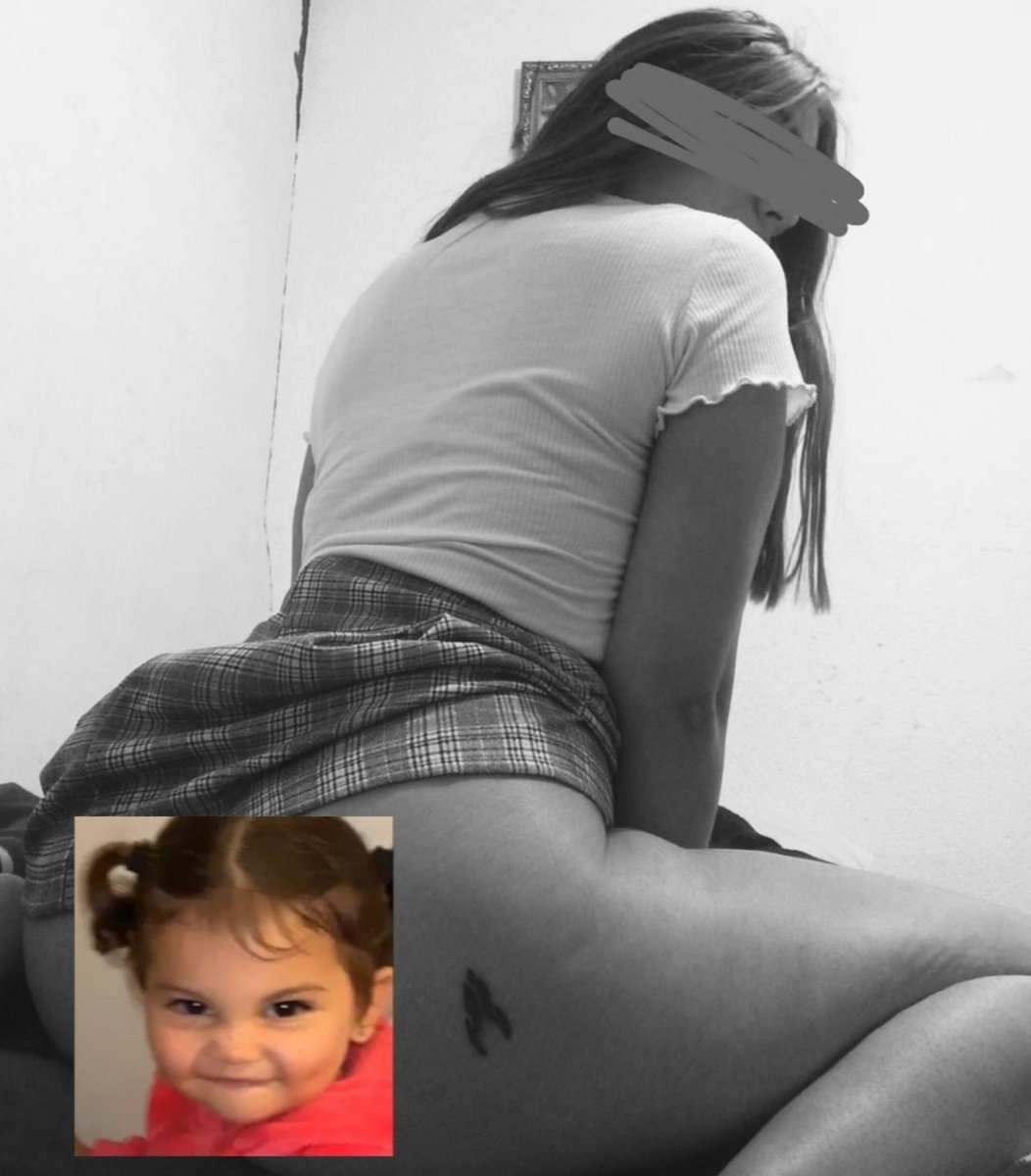Girl6Scream's tweet photo. @cachorritasexxx Que rica, chocamos nalguitas https://t.co/NwBkoloC9x