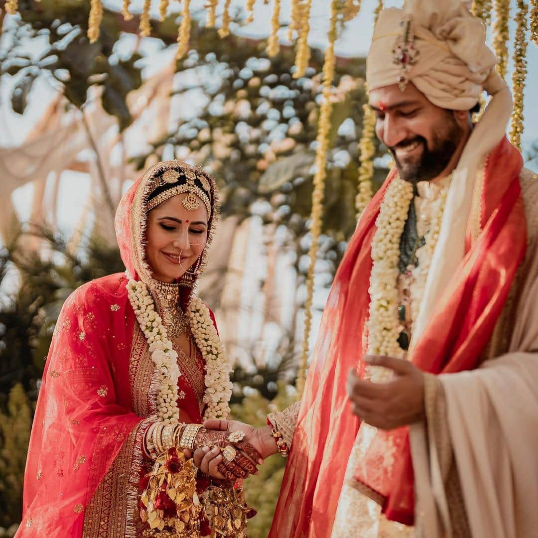BarbiesWarrior4's tweet photo. Congratulations dear Katrina Kaif .
Can't believe this finally got married happy married life.
God bless you.
Still can't believe 🫀
#KatrinaVickyKiShadi #KatrinaKaif #VickyKaushal https://t.co/TSt9sP3NP4