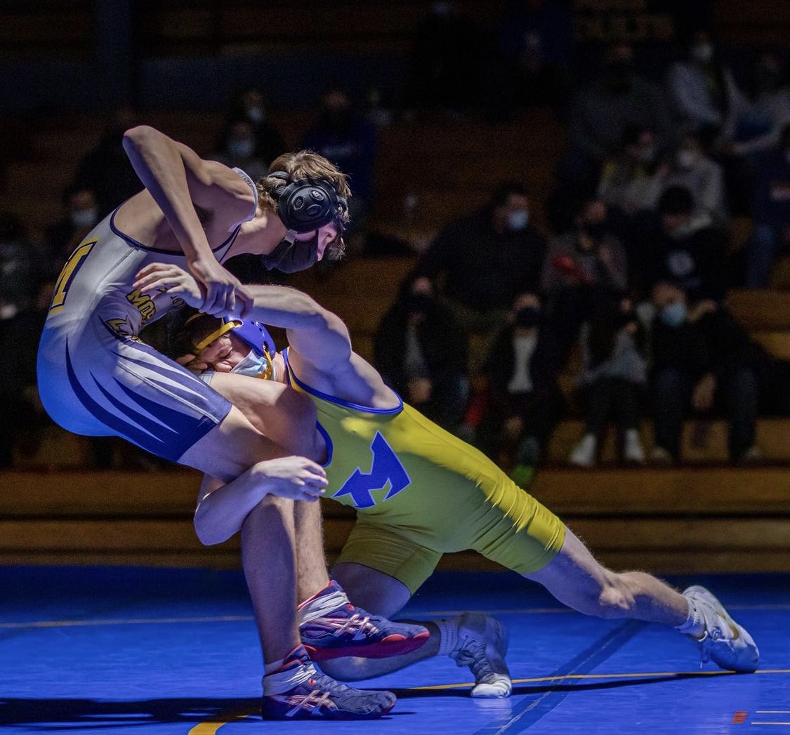 MUKTHEMES's tweet photo. FIRST HOME DUAL TONIGHT!! JV at 5:30 with varsity to follow at 6:30. It is in the North Gym so come and watch your UNDEFEATED Mukwonago Indians take on the Lodi Blue Devils. Don’t forget to BE LOUD!!

THEME IS USA 🇺🇸🇺🇸 #bethereorbethere https://t.co/q5Ry5si6ac