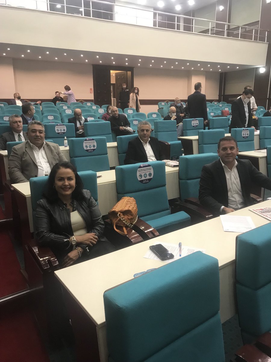 Kağıthane Belediye Meclisinde, 2021 yılının son oturumunu gerçekleştirdik.
2022 yılında çalışmalarımıza kaldığımız yerden devam edeceğiz.