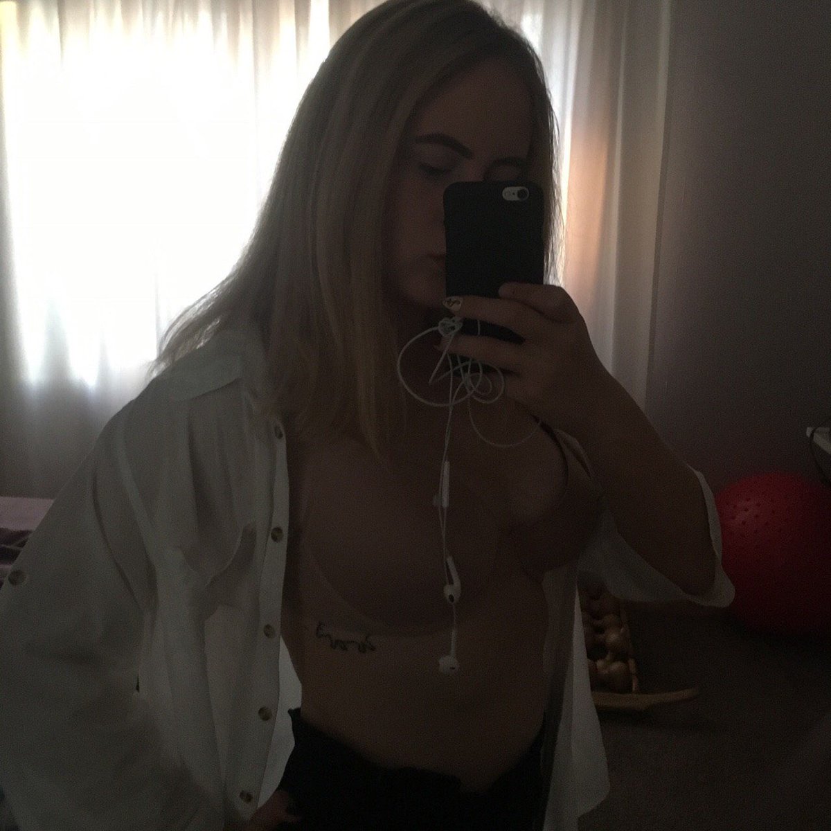Dezdemonamonika's tweet photo. dm me for price🥰 https://t.co/PGTF1MS9i7