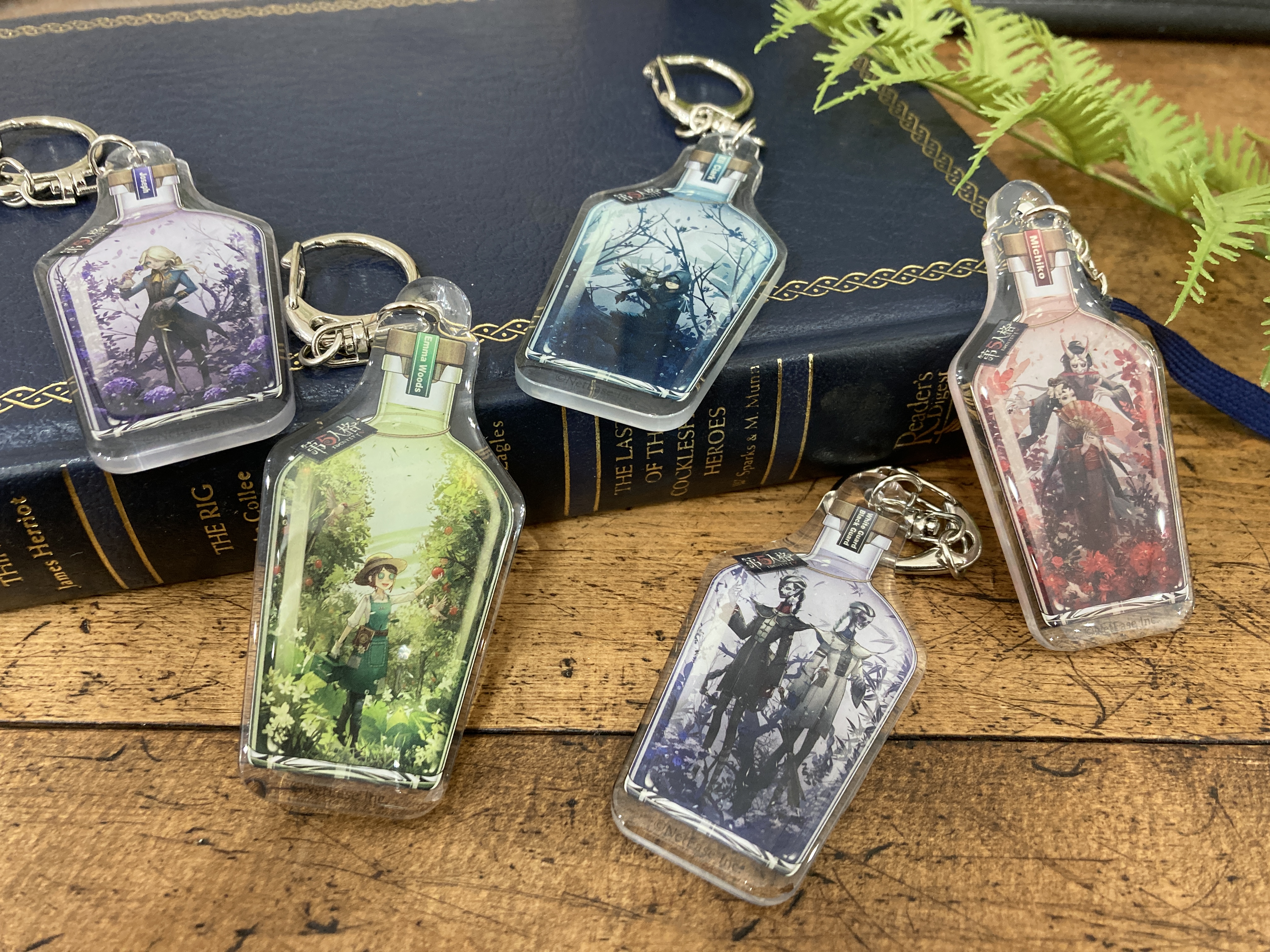 骨董商 缶バッジ スイパラ 第五人格 identityV 2個 第5人格