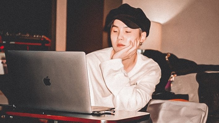 PJMYLAND's tweet photo. 📸 prod suga. https://t.co/4V8HrhU3bf