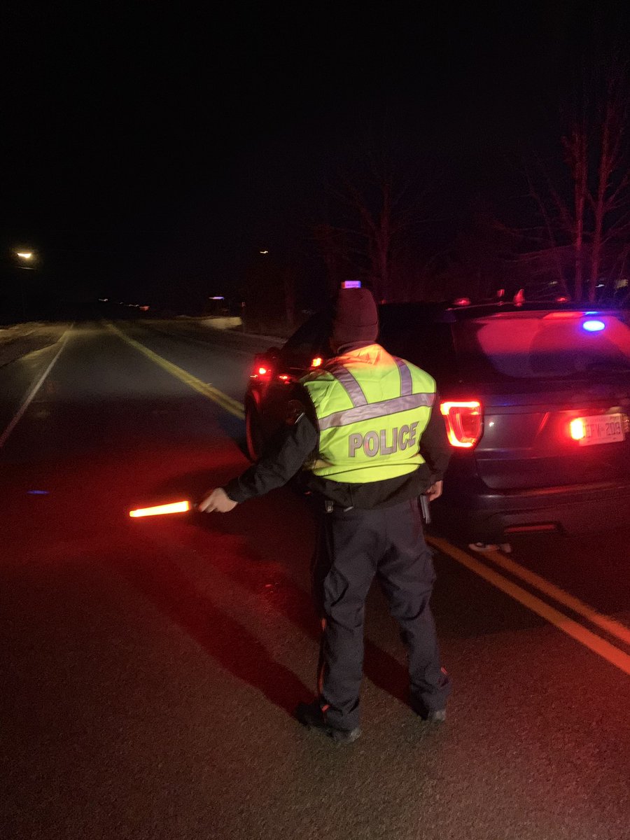 DRPSNorthDiv's tweet photo. Officers will be out this coming weekend looking for impaired drivers.  Last Friday 1 driver was arrested for drinking and driving offences during a RIDE checkpoint in Scugog. @TwpofScugog https://t.co/tui1UwmO6j