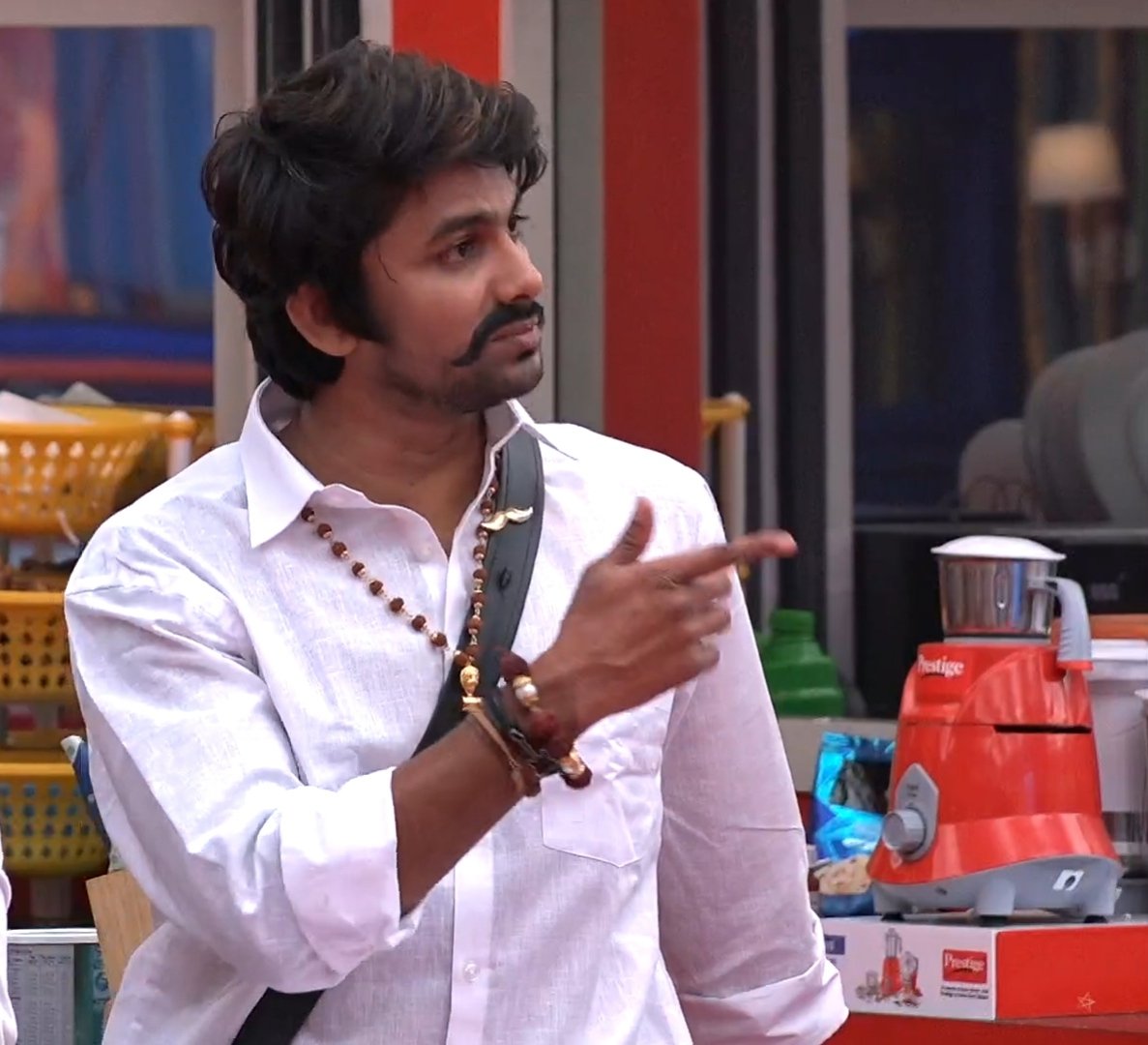 Vikrant1877's tweet photo. Give him any kind of Role.. He just Nails it in his Own Style 🔥🔥🔥🔥Undoubtedly The Best and Most Deserving Winner of #BiggBossTelugu5 #Sunny 👌👌👌👌 https://t.co/fv03ezA6aw