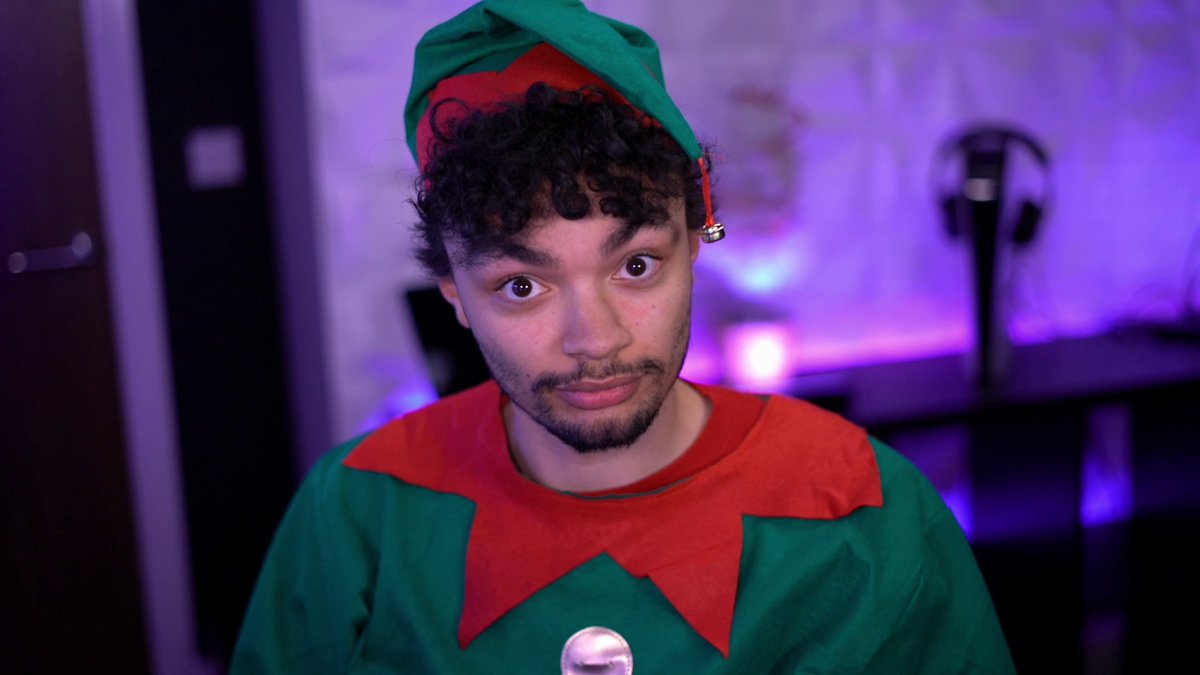 BlackPanthaaYT's tweet photo. ... you better join us on tonights #TFZTV episode LIVE on Twitch https://t.co/VHJwl74Iut 

1 hour to go hahahaha

😅😂 https://t.co/DAQZRn8fJa