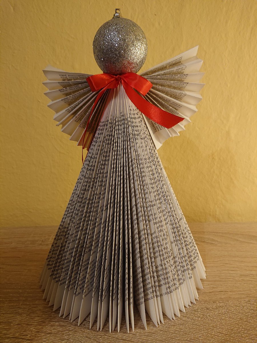 cefeus's tweet photo. Angel's gift 👼🎁 😊🥰

#angel #andel #gift #darek https://t.co/2GifTRephp