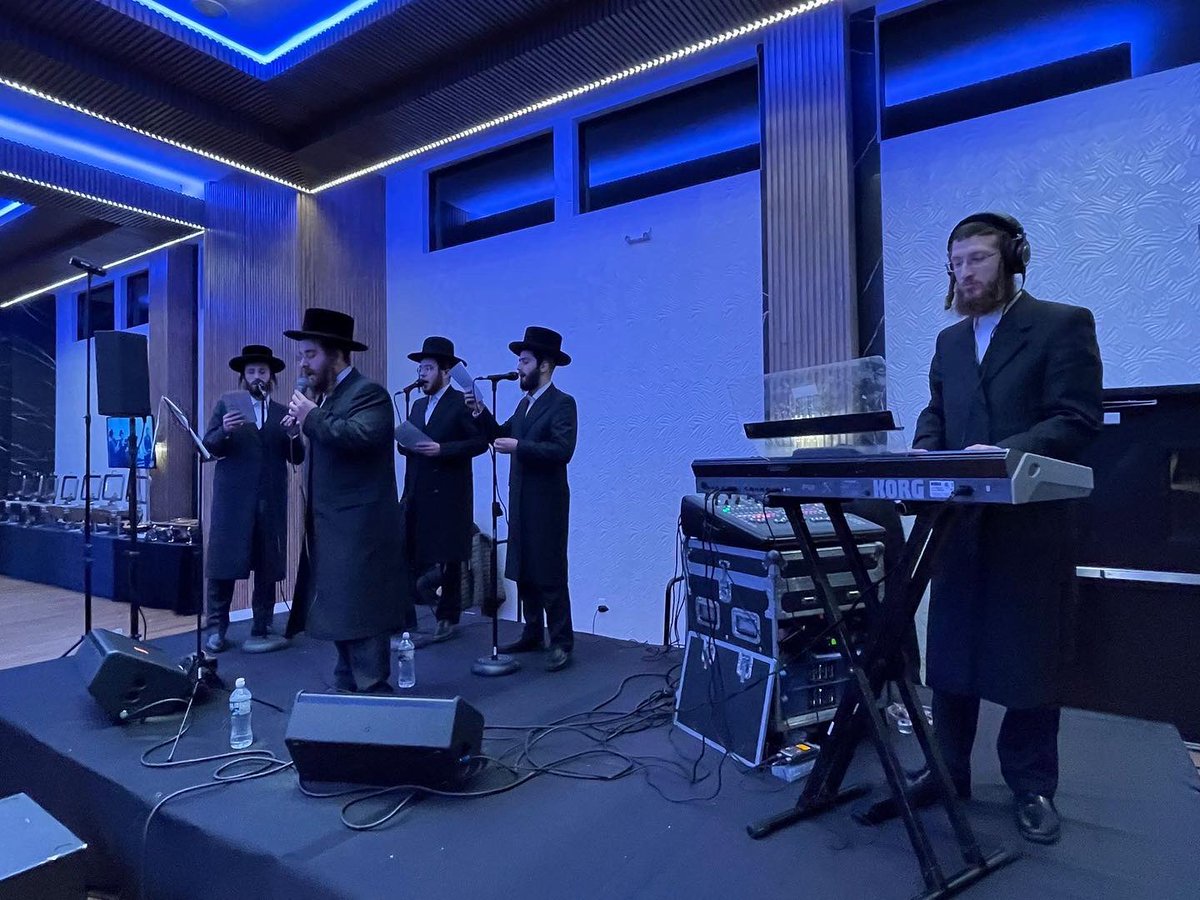 Lev Choir (@levchoir) on Twitter photo Beautiful event for Bobov45 in #Monsey in the new @crown_ballroom by @eliezer_friedman.
Music by <a href="/HeshyPavel/">Hershy pavel</a> & Shimon Moshe Freier Beautiful event for Bobov45 in #Monsey in the new @crown_ballroom by @eliezer_friedman.
Music by <a href="/HeshyPavel/">Hershy pavel</a> & Shimon Moshe Freier