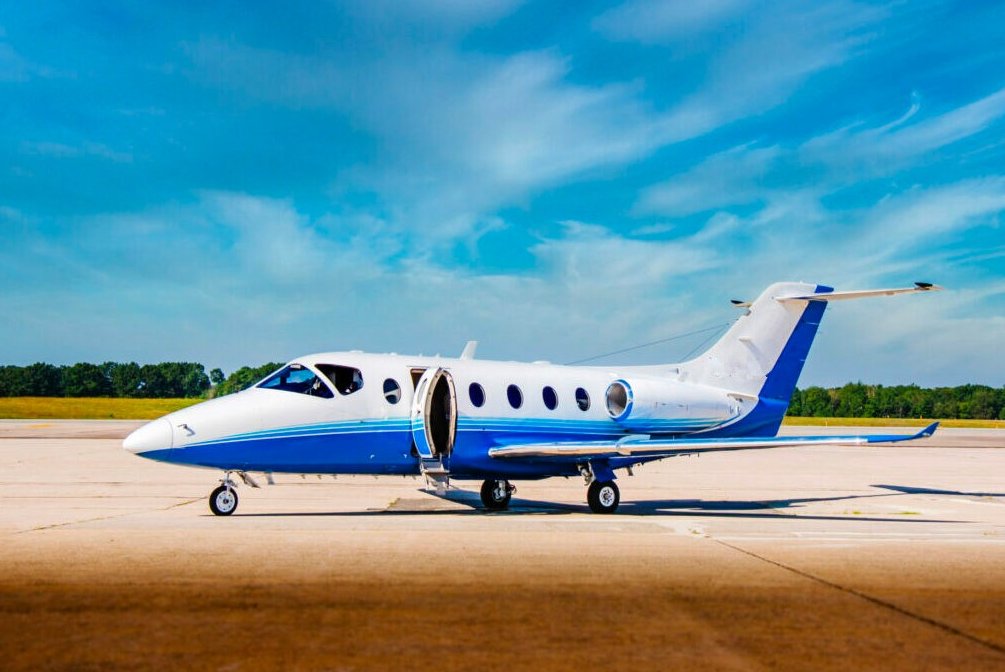 AvBuyer's tweet photo. 2015 #Nextant 400XTi for sale by @JetHQAv
Aircell Gogo Biz w/ATG-4000
Engines On Programs
Auto-Throttles
Collins Pro Line 21 Avionics Suite
ADS-B Out & WAAS/LPV
FAA Part 135 Certified; IFA Compliant
Find more info and images here:
https://t.co/f1IyWGpv5G https://t.co/3JtkSeGbLS