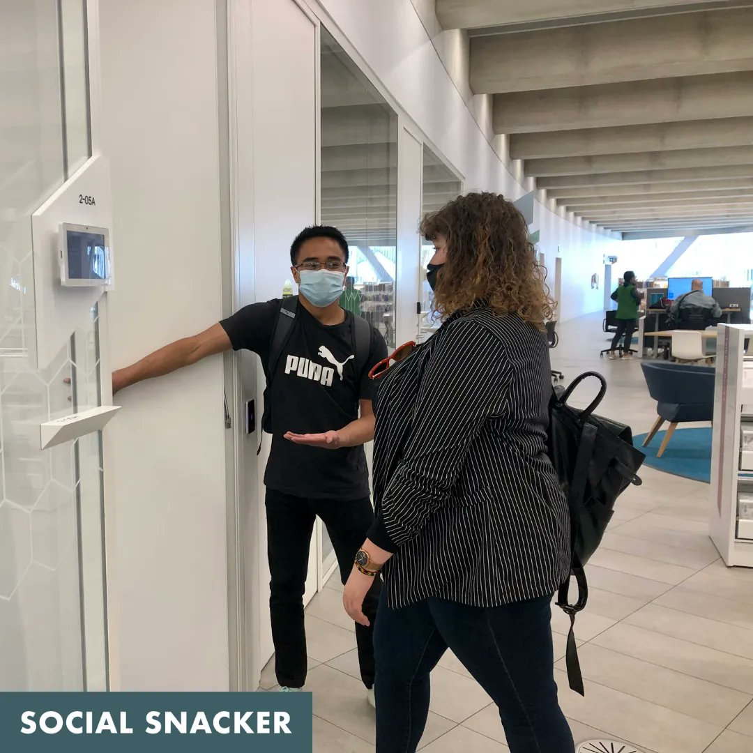 AntyxArts's tweet photo. How can you be a good neighbour? Practice #SocialSnacking! Hold a door open for someone, say hello to people you meet, or offer your seat on the bus to someone in need.🚇 Find out how you can help grow your community at https://t.co/19jYw9jTOL #yyc https://t.co/6gpTyaqunQ