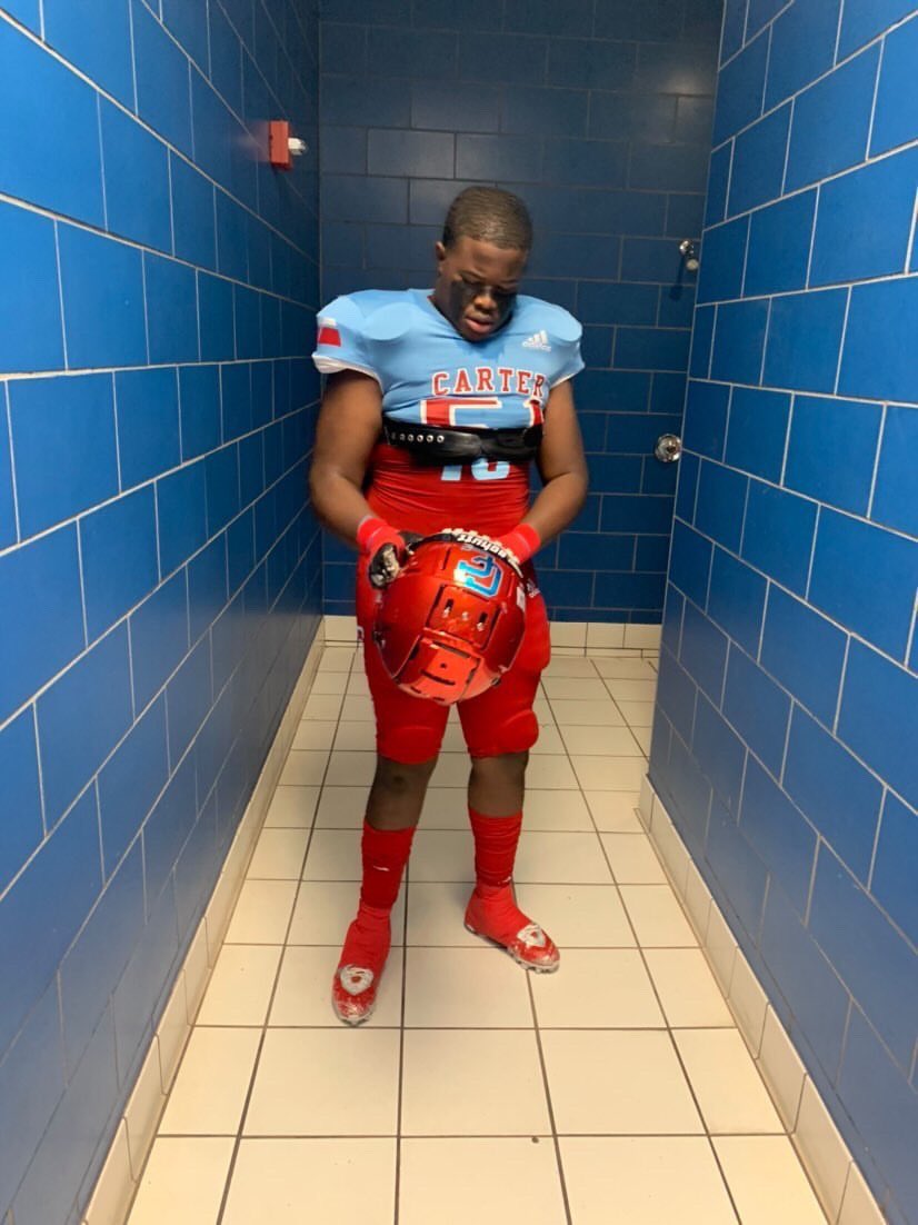 JalenShields6's tweet photo. Not the ideal ending but everything has to come to a end❤️🩹
Thank You David W Carter for a great 4 years
#foreveracowboy🤙🏾 #51out https://t.co/RR5Yg1si2y