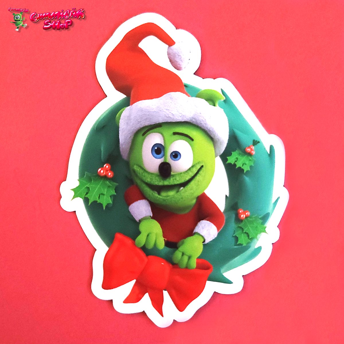 ShopGummyBear's tweet photo. Add this GUMTASTIC Christmas magnet to your fridge! 🎅 Shop Gummibär Christmas Wreath Magnets 🛒 https://t.co/e57NV2YEaO https://t.co/Pblo7cNcj9