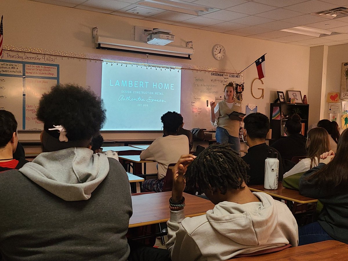 Who doesn't love #GuestSpeaker Day? Thank you to Sarah Lambert of Lambert Home for sharing career insight to our #LHSInteriorDesign students.
@lisdcte @LewisvilleHS @LewisvilleISD
#careerready #realworldexperience #communityinvolvement #industryexperts