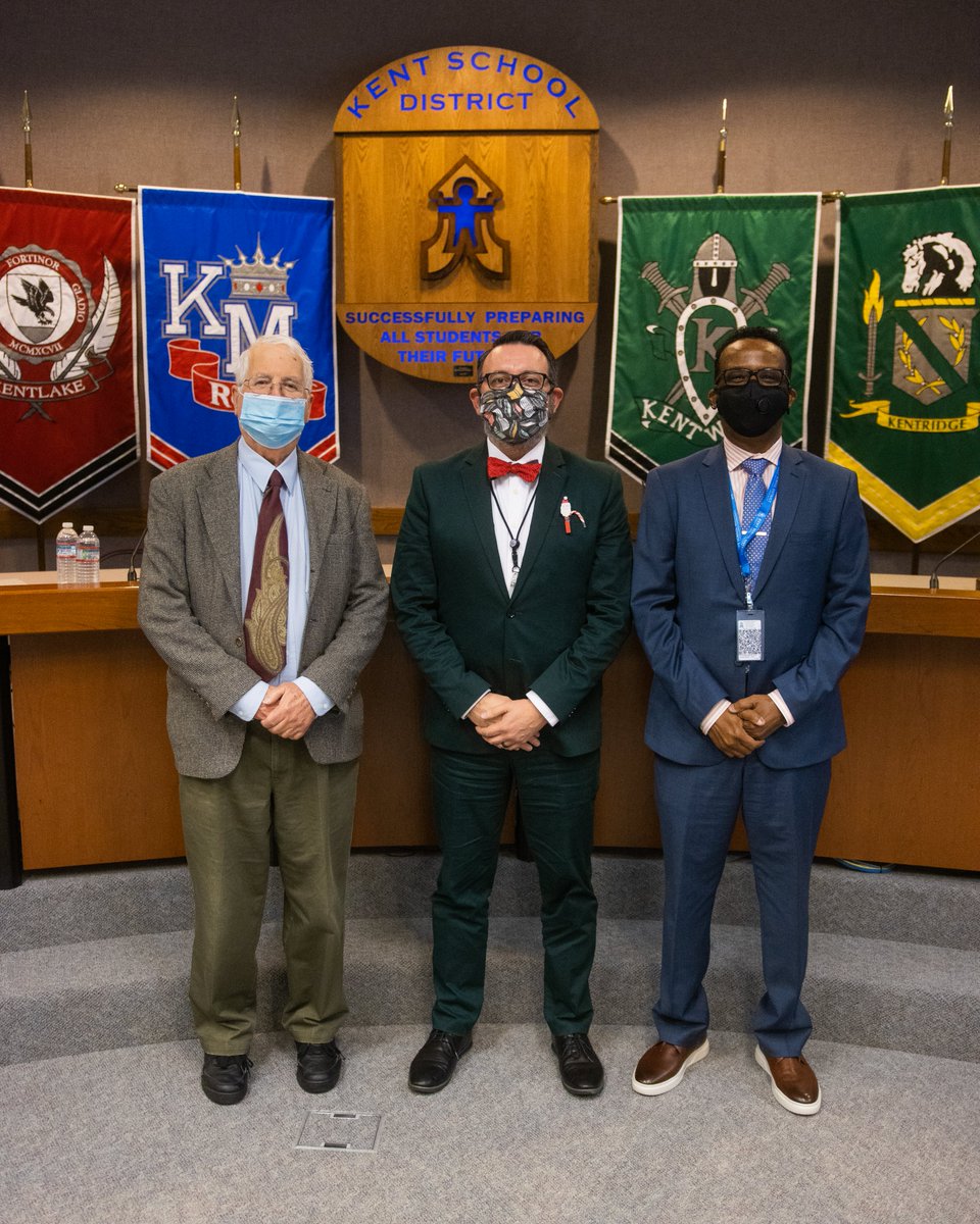 KentSchools415's tweet photo. Congratulations to our new school board members Tim Clark (District 5), Awale Farah (District 4), and Joseph Bento (District 1) for being sworn into the Kent School Board and officially being a part of #TeamKSD. https://t.co/3M5oexLX4e
