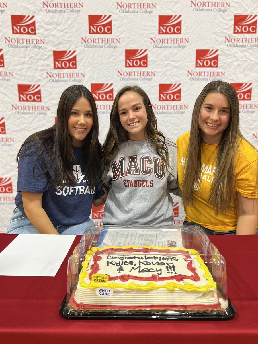 NOCEnidSB's tweet photo. 𝐶𝑜𝑛𝑔𝑟𝑎𝑡𝑢𝑙𝑎𝑡𝑖𝑜𝑛𝑠 to these 3 for making it 𝐎𝐅𝐅𝐈𝐂𝐈𝐀𝐋 today as they signed their NLI to play at the next level. We’re beyond proud of you!

Madison Kovar - Mount Marty Uni.
Macy Stockton - MACU
Kylee McDaniel - Mount Marty Uni.

#JetFAM4Life ✈️
#N_O_C https://t.co/F74SXLDm5W