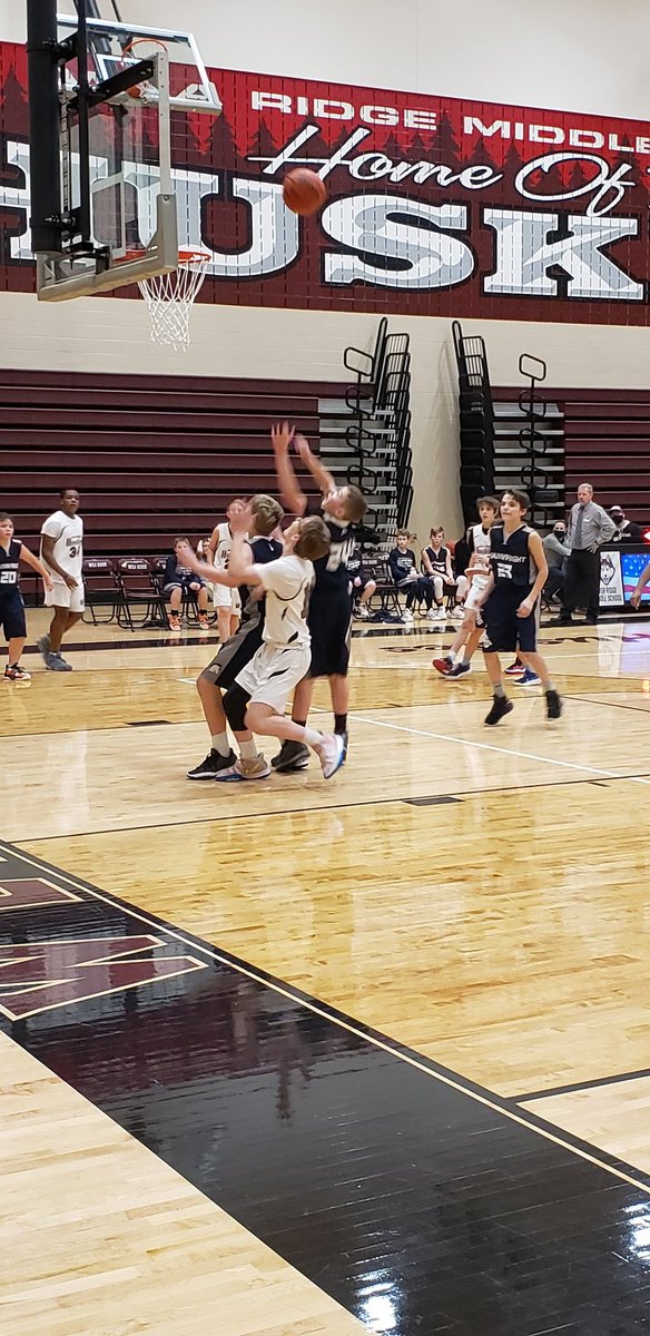 FredRoop's tweet photo. 7th grade Huskies in action tonight against @WMS_Mustangs .  Great to see southside middle schools play hard.
@MLowreyWMS https://t.co/jn8sfsqi3d