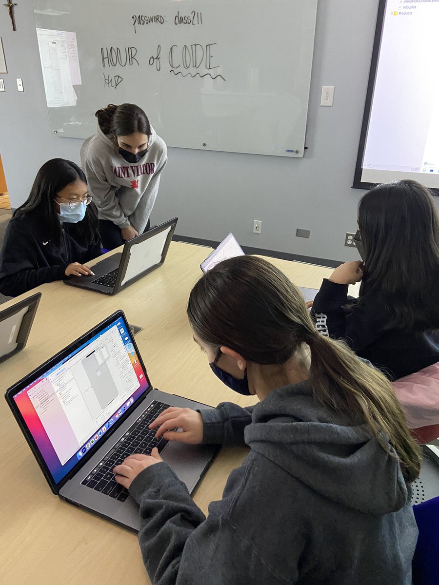 SVHSFutureLion's tweet image. #FutureLions busy coding during @SaintViatorHS Hour of Code! Thanks @ViatorSTEM #thefutureisbright #computerscienceweek