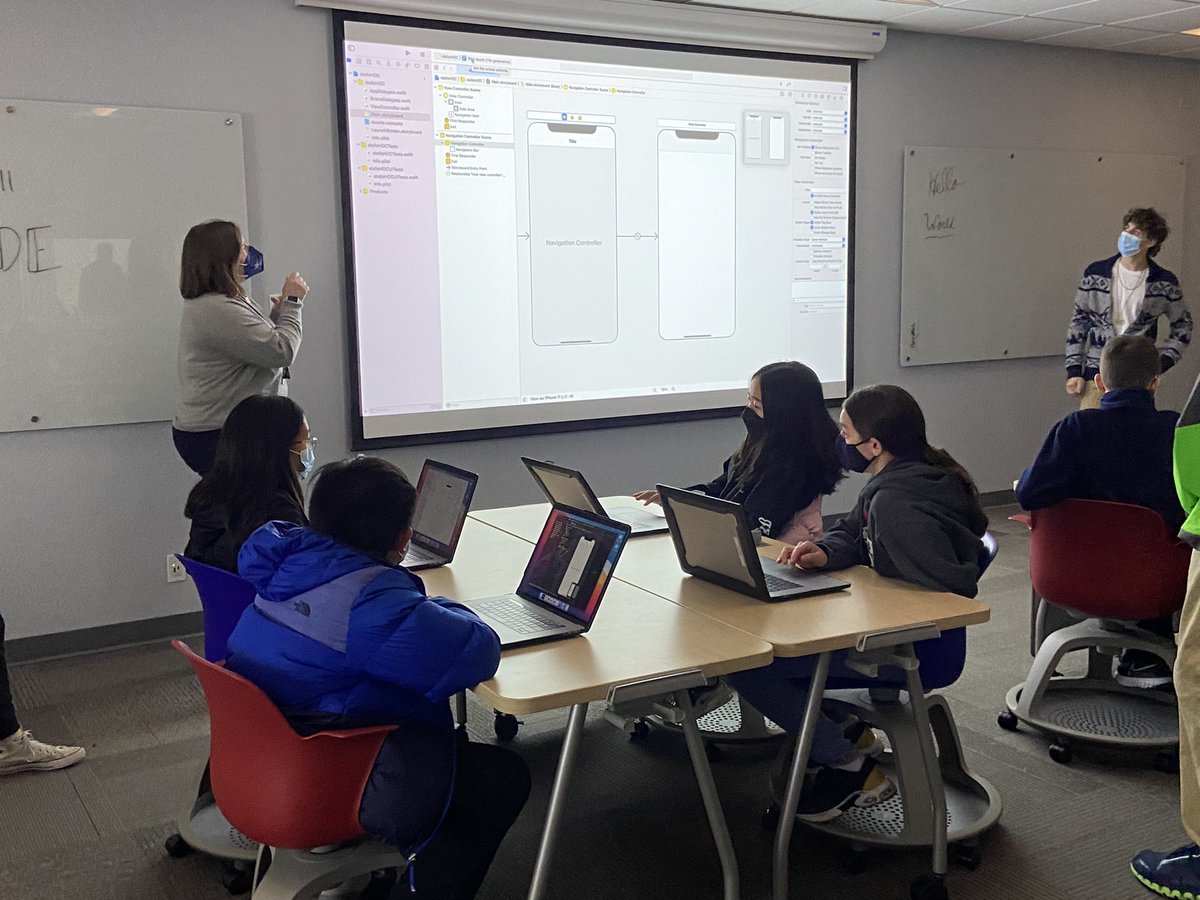 SVHSFutureLion's tweet image. #FutureLions busy coding during @SaintViatorHS Hour of Code! Thanks @ViatorSTEM #thefutureisbright #computerscienceweek