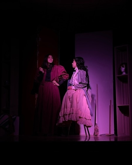 El Paso ISD (@elpaso_isd) on Twitter photo A Christmas 🎄 classic tale just in the time for the holidays! The <a href="/JSHS_Official/">Jefferson/Silva HS Official</a> Fox players 🎭 will perform, ✨ "The Gift of the Magi"✨ today and tomorrow at 6:30 p.m. at the Silva auditorium.
Support our @EPISDFIneArts students! #IamEPISD <a href="/Jeffers51888630/">Jefferson/Silva Fox Players</a> A Christmas 🎄 classic tale just in the time for the holidays! The <a href="/JSHS_Official/">Jefferson/Silva HS Official</a> Fox players 🎭 will perform, ✨ "The Gift of the Magi"✨ today and tomorrow at 6:30 p.m. at the Silva auditorium.
Support our @EPISDFIneArts students! #IamEPISD <a href="/Jeffers51888630/">Jefferson/Silva Fox Players</a>