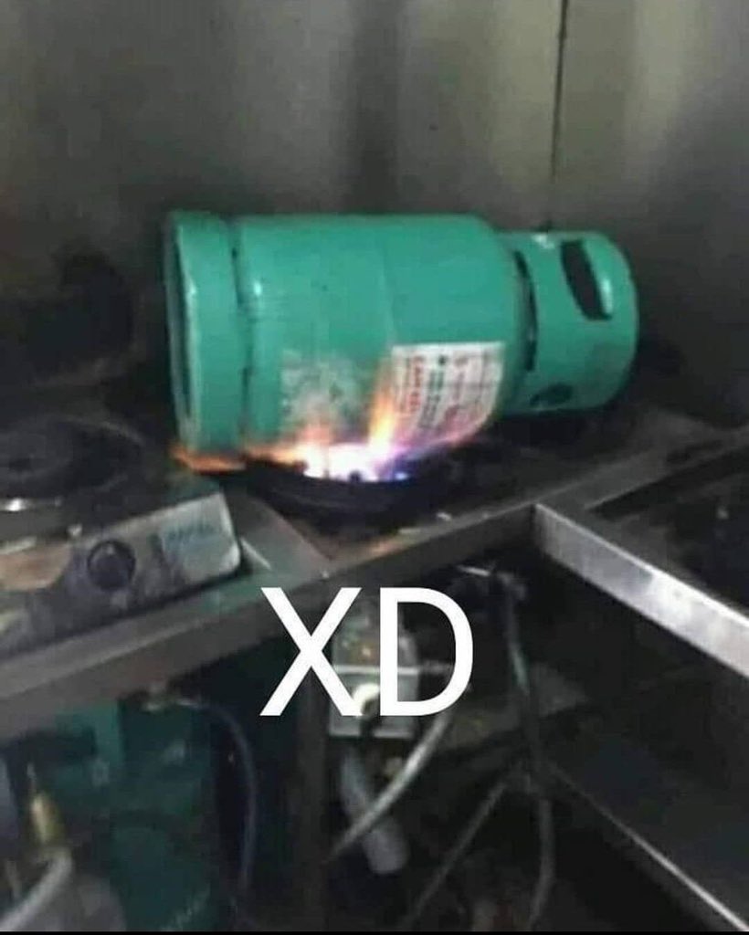 ResNeXtGuesser's tweet photo. Image prediction: oil filter
Confidence: 18.45% https://t.co/6x64aTAT2d