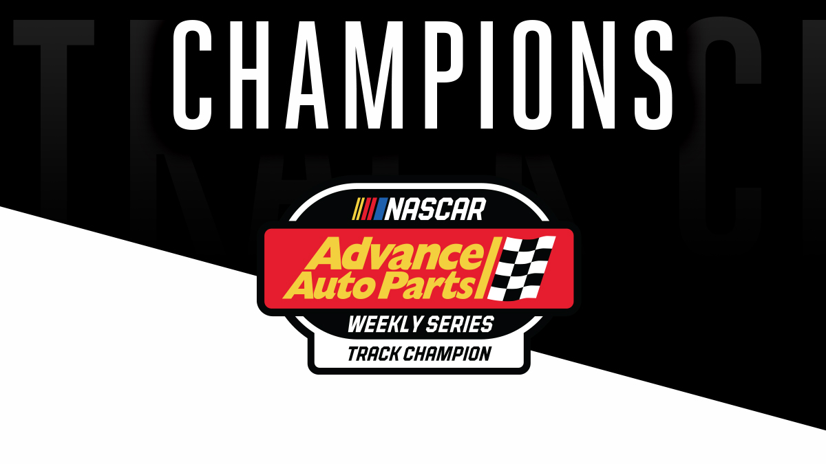 NASCARRegional's tweet photo. ʟᴇᴛ'ꜱ ᴄᴇʟᴇʙʀᴀᴛᴇ...

Our 2021 NASCAR @AdvanceAuto Parts Weekly Series 𝙏𝙧𝙖𝙘𝙠 Champions! 🏆 👏

#ChampionsWeek | #NAAPWS https://t.co/wh7N04zpNs