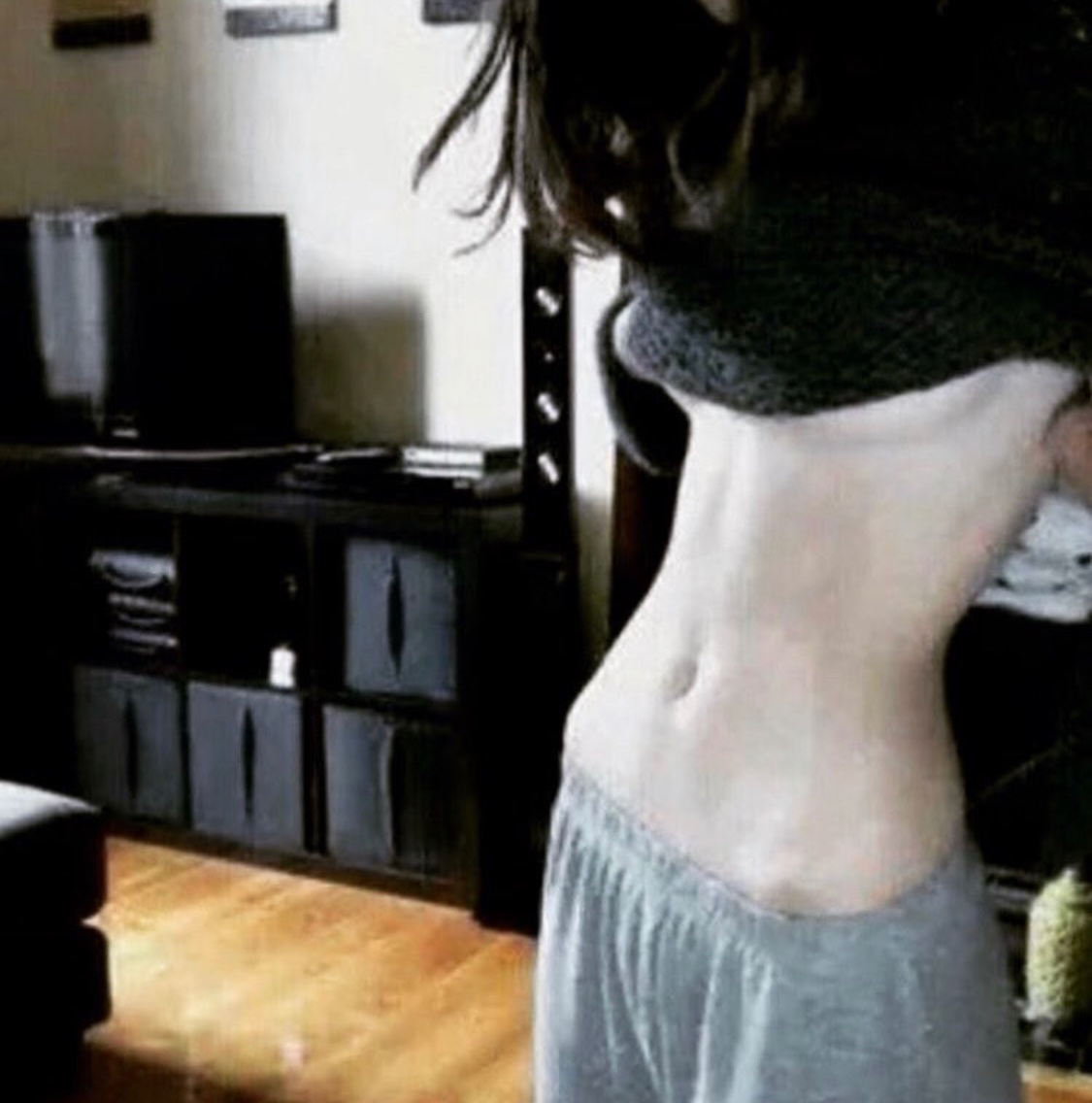 soph_proana's tweet photo. unpinning this at 45kg!! <3 #thinspo #thinkthin #edtwt #proana #promia #anorexia https://t.co/7hnulXzEKV