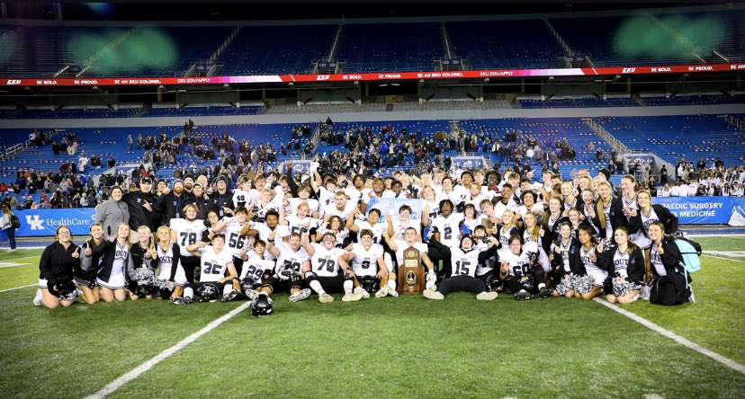 Had a fun senior season <a href="/SouthWarrenFB/">South Warren FB</a> #statechamps
