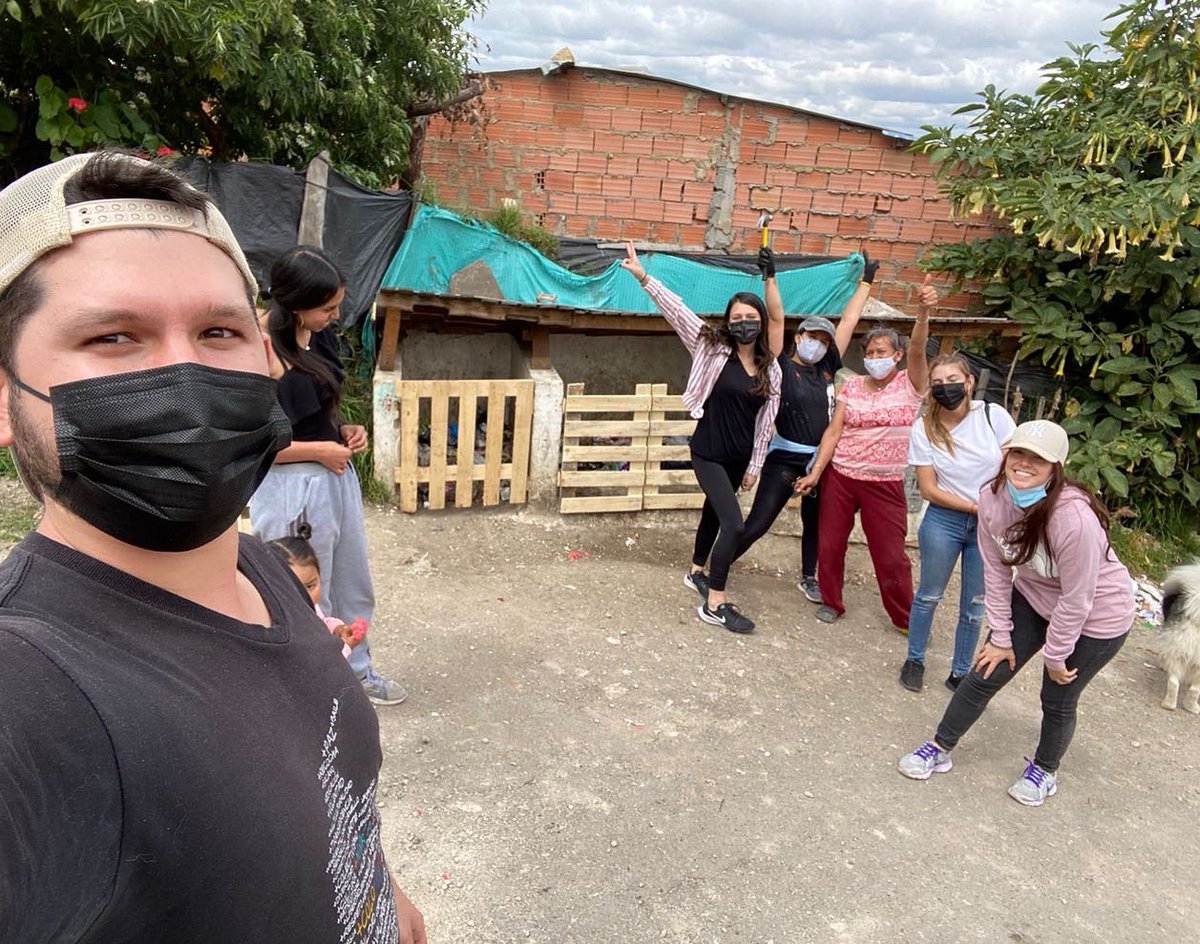 Minkamas's tweet photo. Es importante visibilizar como materializar las ideas requieren de un proceso extenso, lleno de investigación, acoplamiento y muchas muchas ganas. Minka nos ha enseñado sobre la importancia de ser resiliente, pero nos ha demostrado que el cambio SI se puede lograr. https://t.co/xWoWdNzQdE