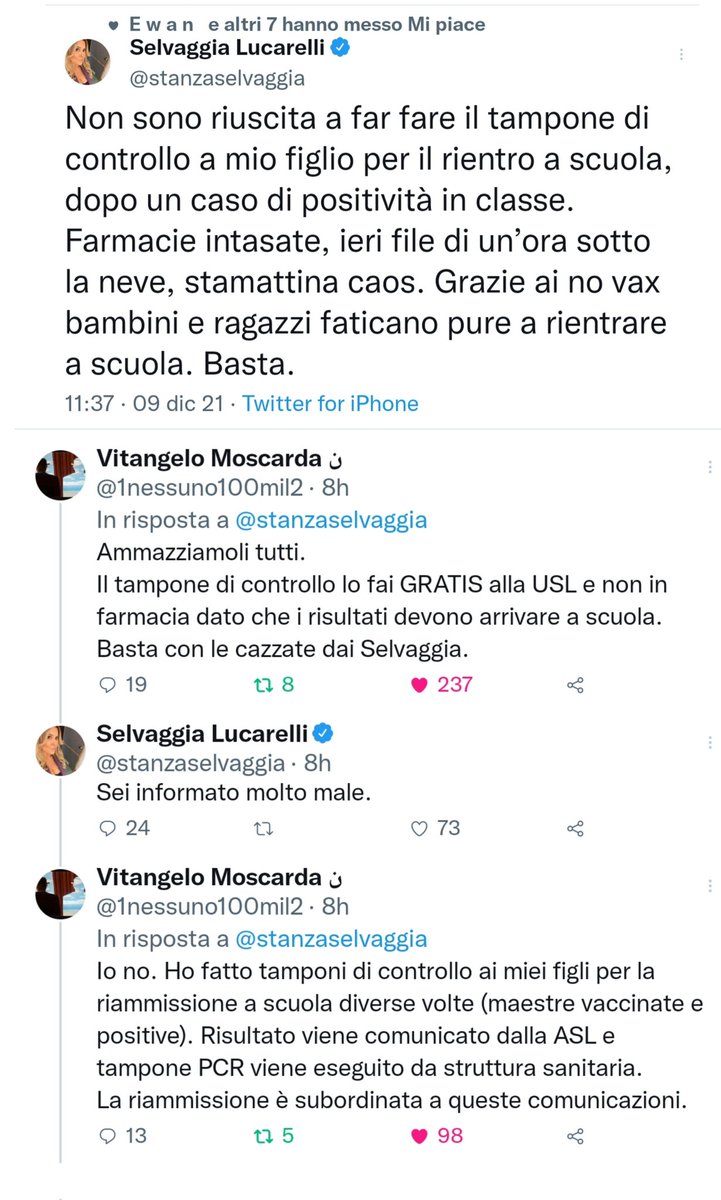MarceVann's tweet photo. E poi gli invasati fuori di testa sarebbero quelli che non aderiscono a questa campagna vaccinale (che gli "intellettuali" contemporanei amano definire tutti NoVax). Fra un pó la #Lucarelli dará la colpa ai "NoVax" anche della #stipsi che la affligge in maniera ormai cronica. https://t.co/cMtBiDTtPB