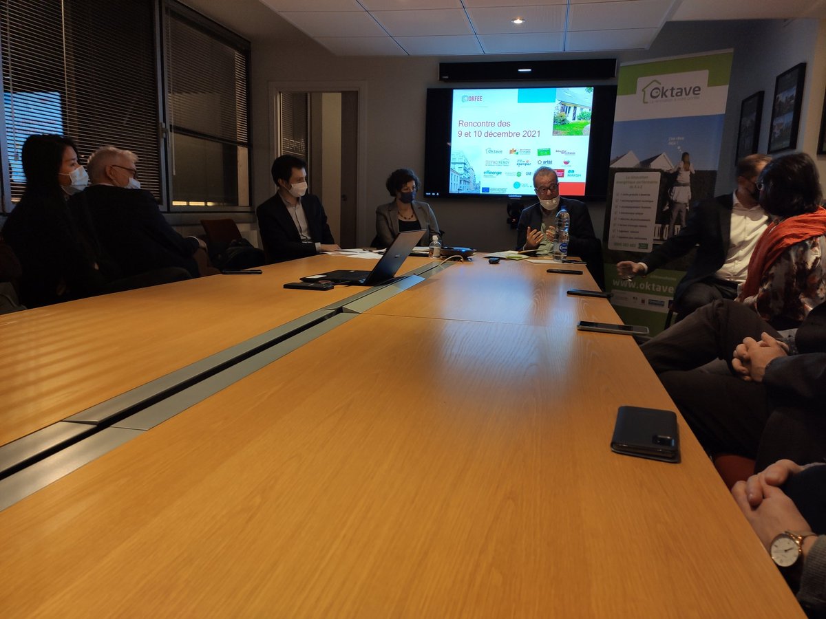 Les sociétés de tiers financement de la rénovation énergétique réunies à Strasbourg accueillies par la Maire <a href="/JeanneBarsegh/">Jeanne Barseghian</a> pour échanger sur la massification des rénovations performantes et globales pour tous. En 2021, 8800 logements ont bénéficié d'études en vue de travaux!