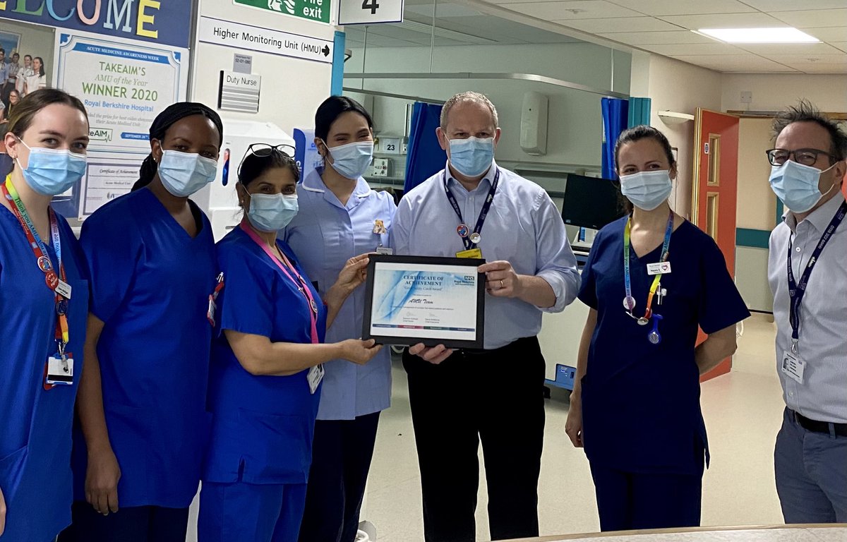 Eamonn Sullivan (@cneamonn) on Twitter photo @CEO_RoyalBerks awarding the brilliant AMU team with this months ‘Safety Good Catch’ award for expertise in caring for our frail elderly patients with dementia - as nominated by our Elderly Care Team! <a href="/RBNHSFT/">Royal Berkshire NHS Foundation Trust</a> <a href="/ChargeNursePhil/">Phil Jones</a> 🏆🥇👍🏻 @CEO_RoyalBerks awarding the brilliant AMU team with this months ‘Safety Good Catch’ award for expertise in caring for our frail elderly patients with dementia - as nominated by our Elderly Care Team! <a href="/RBNHSFT/">Royal Berkshire NHS Foundation Trust</a> <a href="/ChargeNursePhil/">Phil Jones</a> 🏆🥇👍🏻