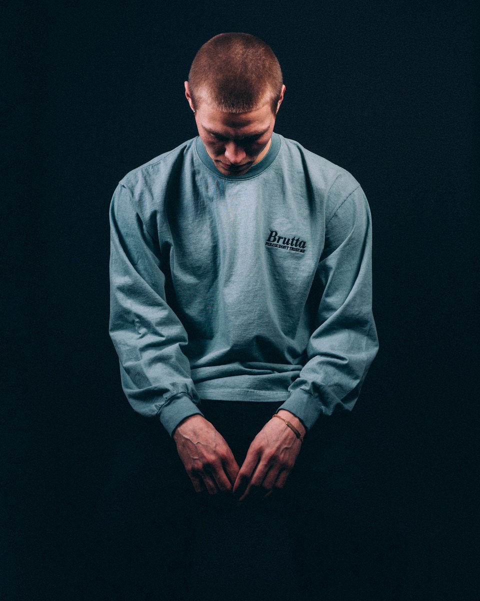 Styrmir13's tweet photo. Brutta Faccia Release
Laugardaginn 11 Desember
Opið hús (Réttarháls 2)
14:00 - 22:00
Takmarkað magn - fylgist betur með á instagram: bruttafaccia_ https://t.co/1ZLsYtZ68P