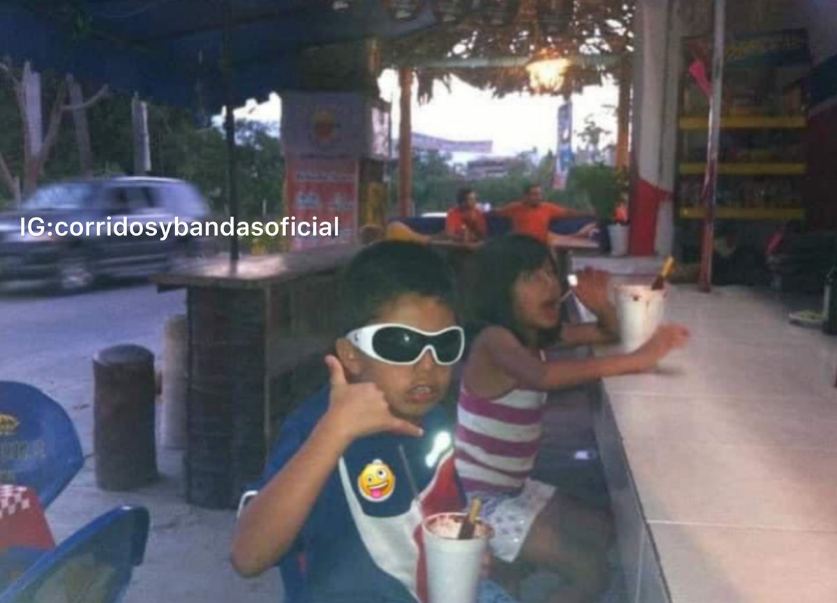 corridosybandas's tweet photo. Tú y yo en las micheladas mailob, no se piénsalo. https://t.co/D02qhB6Mzl