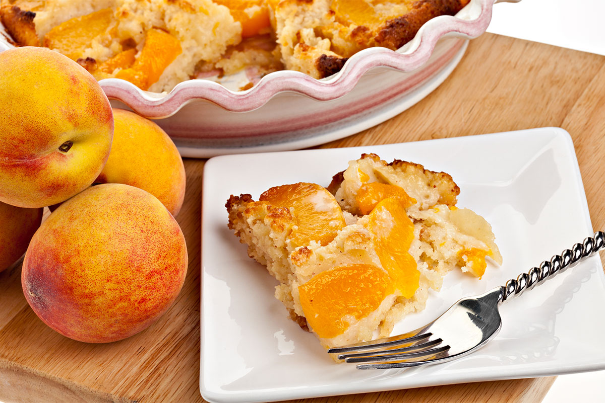 Today is #NationalPastryDay! Try our Peach Cobbler flavor which can be used in pastries &amp; baked goods. Ripe peaches are baked to perfection in a flaky, buttery crust with notes of cinnamon &amp; baking spices in this warm flavor. comaxflavors.com/trends/flavor-… #ComaxFlavors  #FlavorTrends