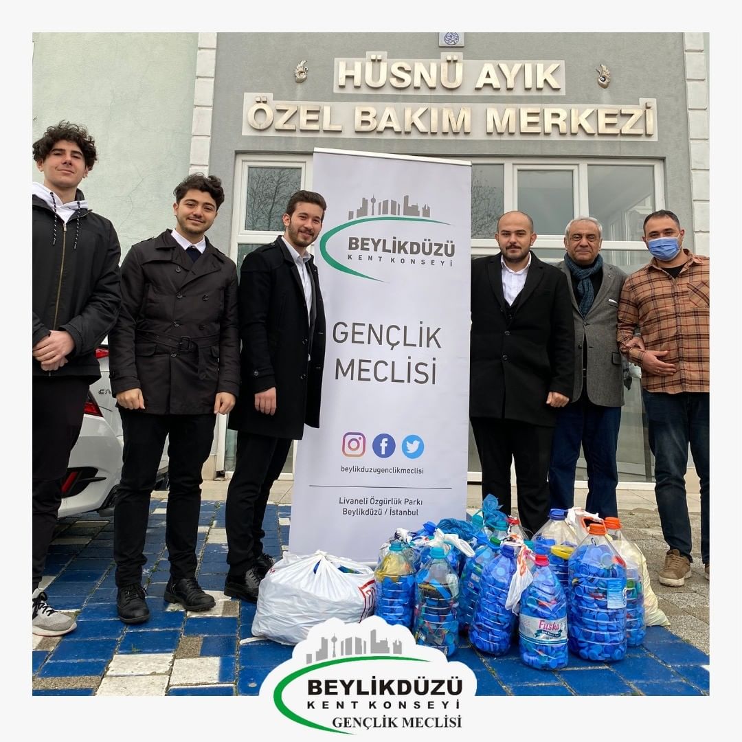 Gençlik Meclisi olarak “Mutluluğa Çevir” sloganı ile topladığımız kapakları Türkiye Omurilik Felçlileri Derneği (TOFD) Hüsnü Ayık Özel Bakım Merkezi’ne teslim ettik.

Gençlik olarak engelleri “Mutluluğa Çevir” diyerek aşmaya devam edeceğiz.

#tofd #gençlikmeclisi #beylikdüzü