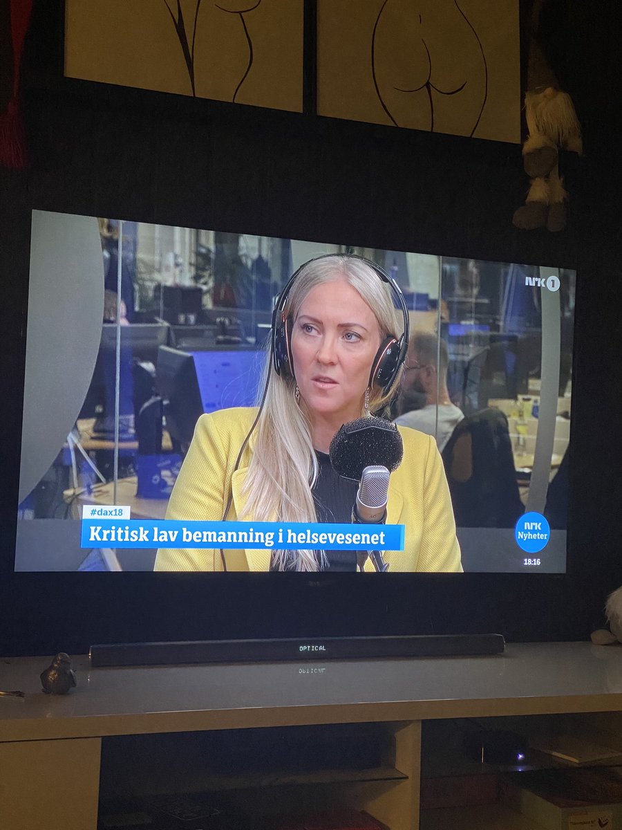 Hvor mange ganger må <a href="/NSFleder/">Lill Sverresdatter Larsen</a>, på vegne av landets nåværende og fremtidige sykepleiere, formidle at livsviktige og -nødvendige tiltak må iverksettes for å unngå kollaps i helsevesenet?
Håper ikke ytterligere 1800 sykepleiere må slutte i jobben før noe skjer.

<a href="/ingvildkjerkol/">Ingvild Kjerkol</a>