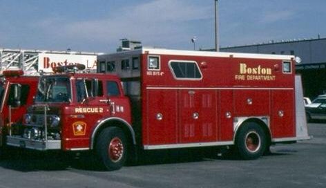 BFDRescue2's tweet photo. Next week the Members of @bfdrescue2 will train on our New Apparatus. In honor of #throwbackthursday the last 4 #BFDRescue2 apparatus that date back to the 1970’s. #BFDRescue2 #BostonRescue2 #Rescue2 #BFD #BostonFire #ChiefMiller #firetrucksofamerica #BostonFireWire #BFDE42R2D9 https://t.co/AEEdRP5kIT