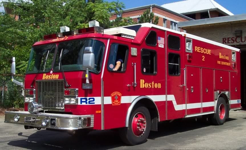 BFDRescue2's tweet photo. Next week the Members of @bfdrescue2 will train on our New Apparatus. In honor of #throwbackthursday the last 4 #BFDRescue2 apparatus that date back to the 1970’s. #BFDRescue2 #BostonRescue2 #Rescue2 #BFD #BostonFire #ChiefMiller #firetrucksofamerica #BostonFireWire #BFDE42R2D9 https://t.co/AEEdRP5kIT