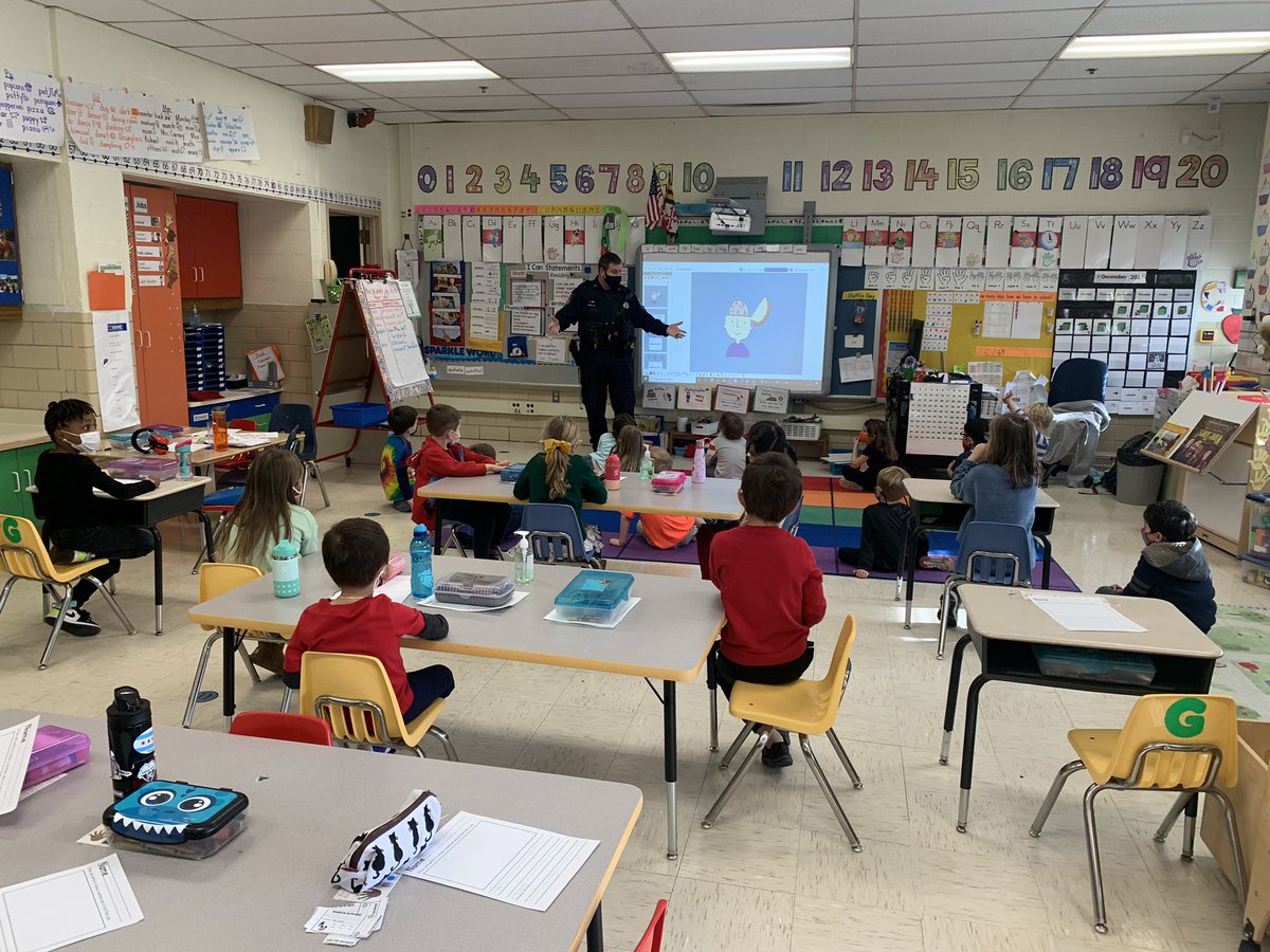 What do people use to do their jobs? #kindergarten learned from 2 people at our school: Mrs House, our #schoolnurse and Officer Rob, our #SRO <a href="/missyfanshaw/">Missy Fanshaw</a>