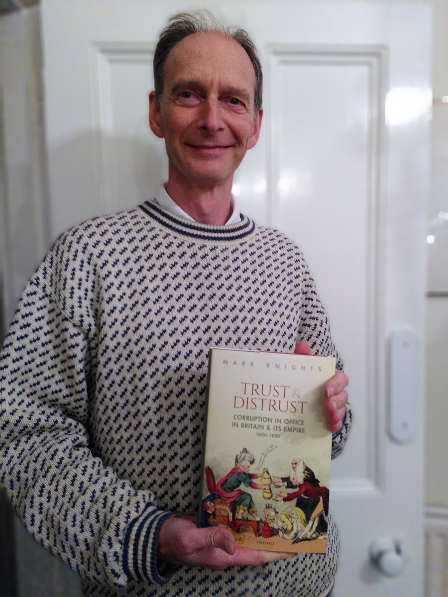 Really appropriate to have my book delivered on 'International Anti-Corruption Day'! transparency.org/en/news/intern…
global.oup.com/academic/produ…
<a href="/TransparencyUK/">Transparency International UK</a>