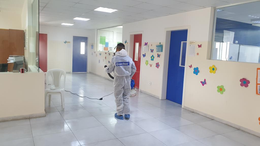 تم تعقيم كافة مرافق المدرسة من قبل شركة #بويكر وذلك حفاظاً  على #صحة متعلّمينا .                                                                                                         #معاً نحو بيئة مدرسية سليمة خالية من الأوبئة والأمراض.                        
<a href="/MakAishaSchool/">MakAishaSchool</a>