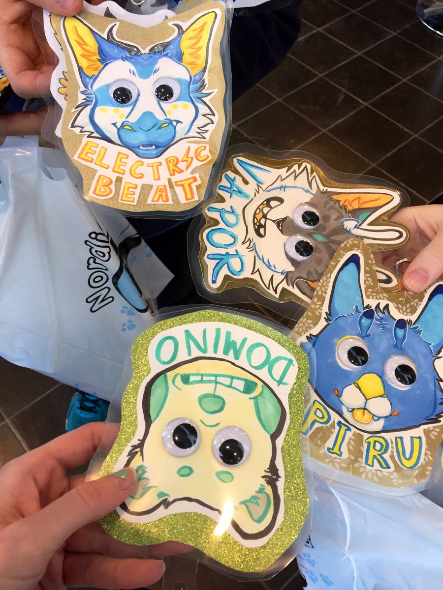 LivingBeasts's tweet photo. 📌
Hello, I’m a fursuit maker from Norway that specializes in toony fursuits.

I also sell badge commissions and stickers over on Etsy! https://t.co/yTILevNlXP
- - -
Queue: https://t.co/OBKFGGDbQy
Telegram channel: https://t.co/ZUrNXfOKiR
FAQ: https://t.co/j0pjfsGSGC https://t.co/lOP5zG4gvX