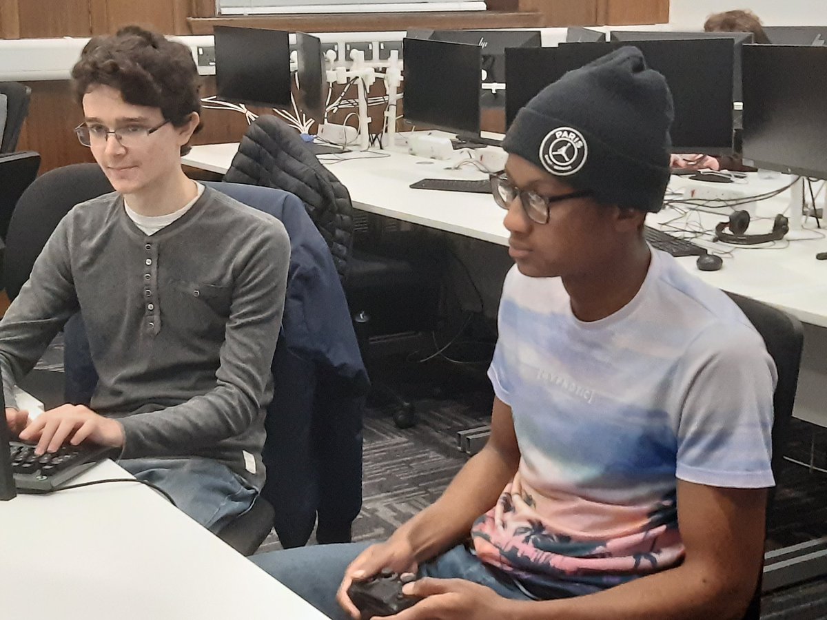 StaffsFightClub's tweet photo. Congratulations to Cynical Gentleman to winning 3-1 over @TheBlackFrench, getting free entry to Tekken 7 at #WUOT3 ran by @WakeUpTourneys ! A strong performance, using his trusty keyboard the entire tournament and taking the win home! It's Lei all the way! https://t.co/WO5HFNacfY