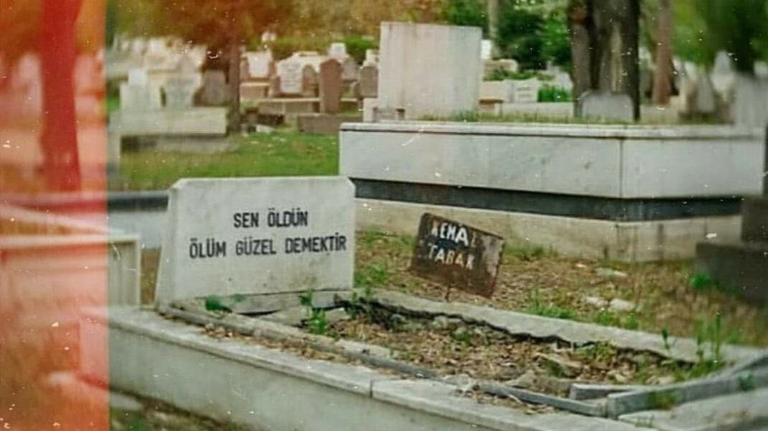birmahur's tweet photo. •Ölenler ölümü bilmez, ölüm kalanlar içindir. https://t.co/WPGIjdF36o