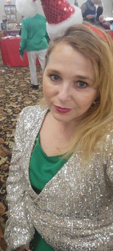 JCVCreates's tweet photo. #MerryChristmas #HappyHolidays Holiday luncheon @FHSC #FortHood #FortHoodSpousesclub
#JcvCreates
#JcvRealtor
#JcvTexasMLO https://t.co/5tuAchh5eB